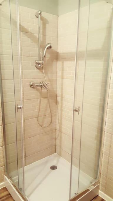 Lovely Apartament In Bucharest, Baba Novac Area Esterno foto