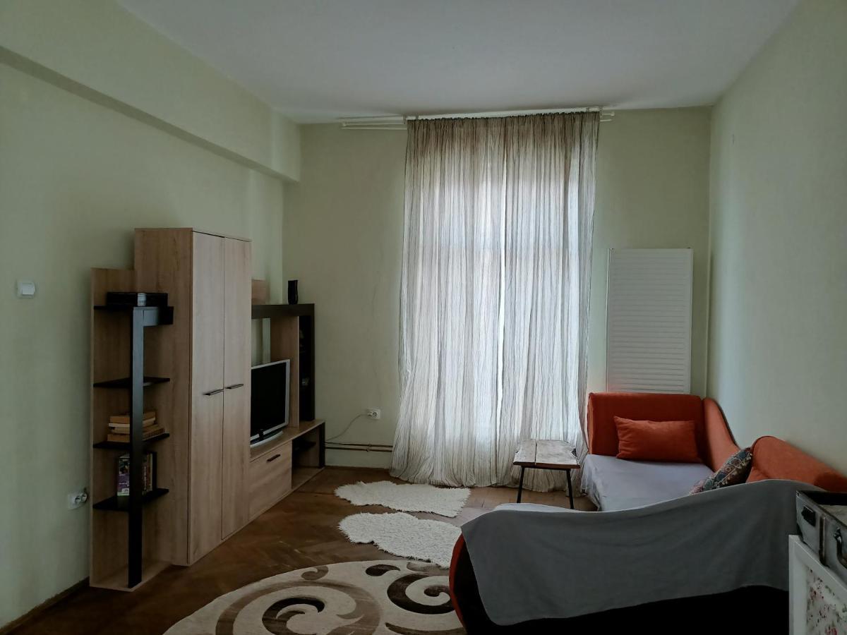 Lovely Apartament In Bucharest, Baba Novac Area Esterno foto